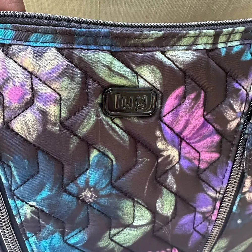 LUG Swivel Convertible Crossbody Bag & Heart Shape Pouch